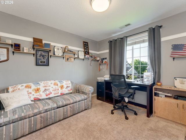 307 Nw 104TH St, Vancouver, WA 98685