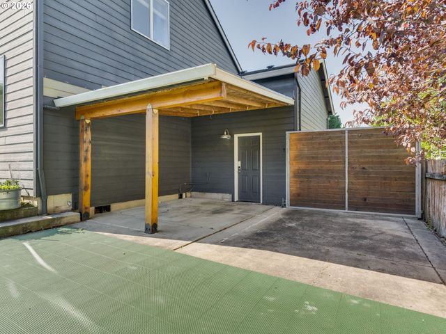 307 Nw 104TH St, Vancouver, WA 98685