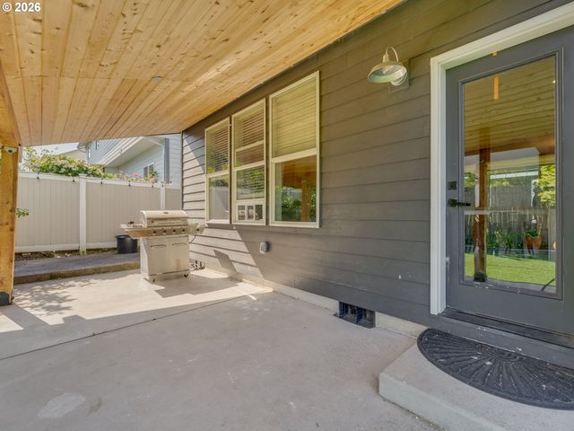 307 Nw 104TH St, Vancouver, WA 98685