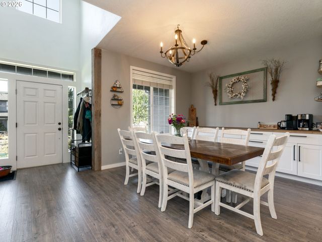 307 Nw 104TH St, Vancouver, WA 98685