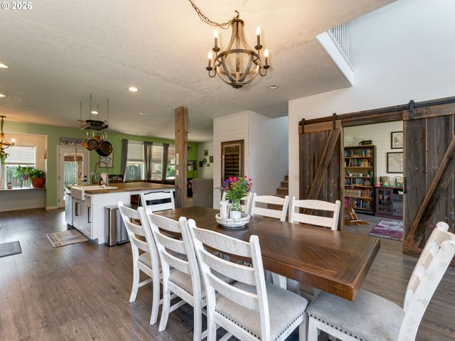 307 Nw 104TH St, Vancouver, WA 98685