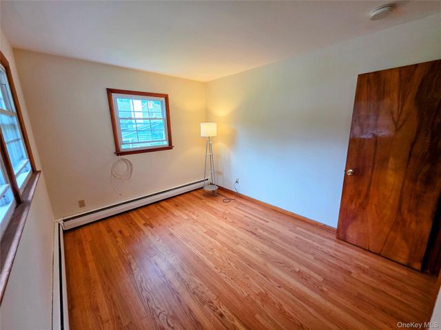 80 Colburn Drive, Poughkeepsie, NY 12603