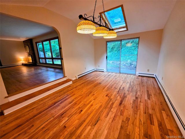 80 Colburn Drive, Poughkeepsie, NY 12603