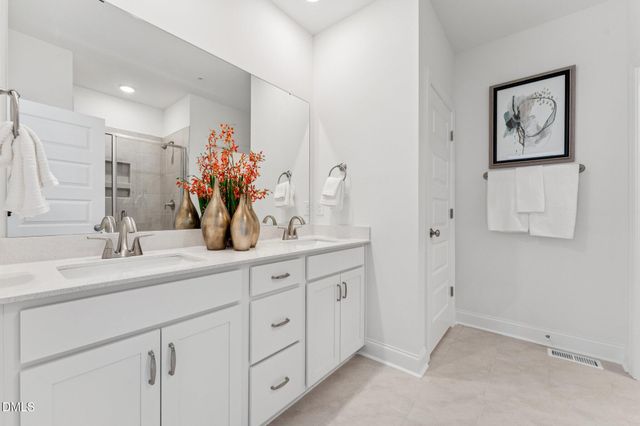 419 Grove Overlook Lane 100, Wake Forest, NC 27587