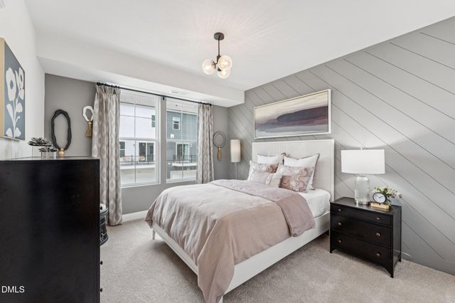 419 Grove Overlook Lane 100, Wake Forest, NC 27587