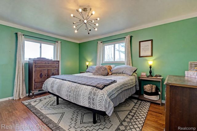 327 Coats Road, Orion Charter Township, MI 48362