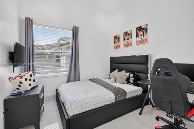 19367 NW 23rd Street, Pembroke Pines, FL 33029