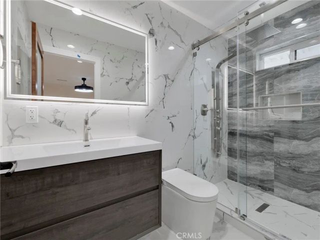 4530 Ensenada, Woodland Hills, CA 91364