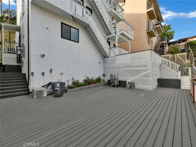 4530 Ensenada, Woodland Hills, CA 91364