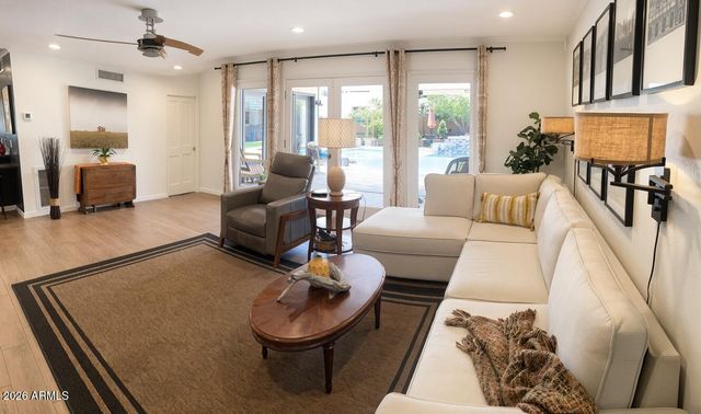 1609 W VIRGINIA Avenue, Phoenix, AZ 85007