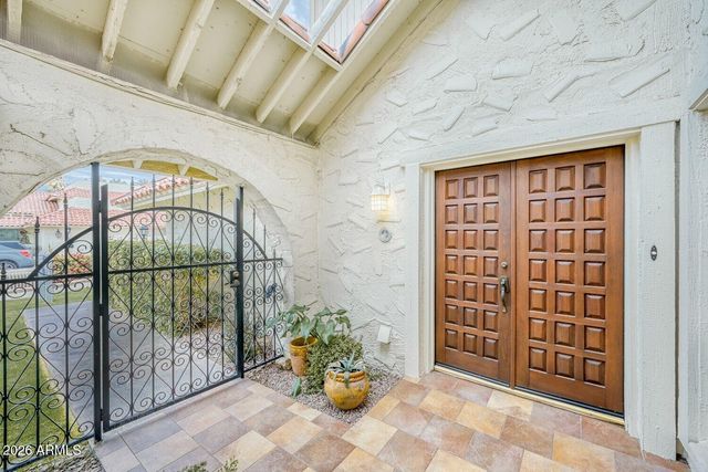 7111 E BUENA TERRA Way, Paradise Valley, AZ 85253