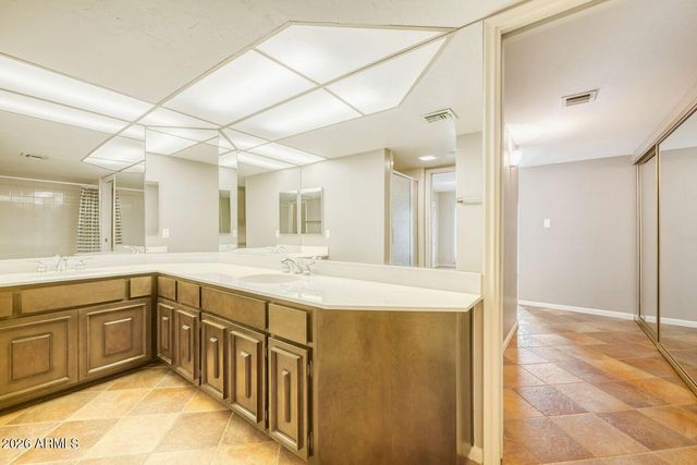 7111 E BUENA TERRA Way, Paradise Valley, AZ 85253