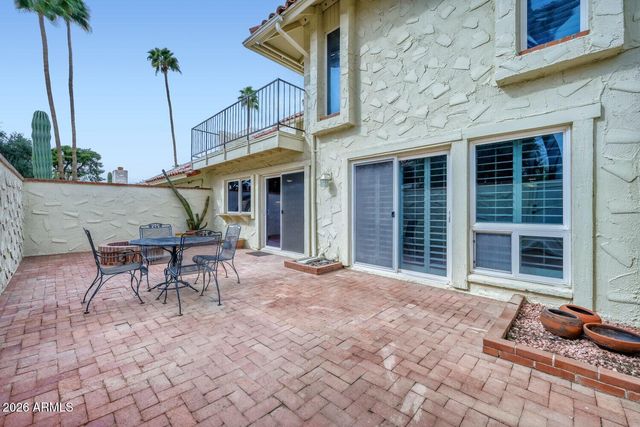 7111 E BUENA TERRA Way, Paradise Valley, AZ 85253