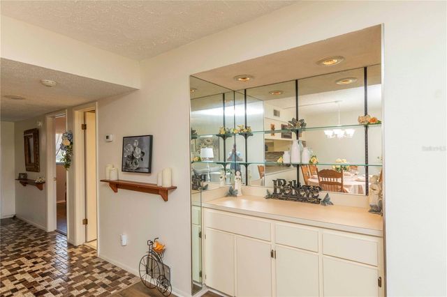 7614 RADCLIFFE CIRCLE B109, Port Richey, FL 34668