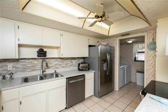 7614 RADCLIFFE CIRCLE B109, Port Richey, FL 34668