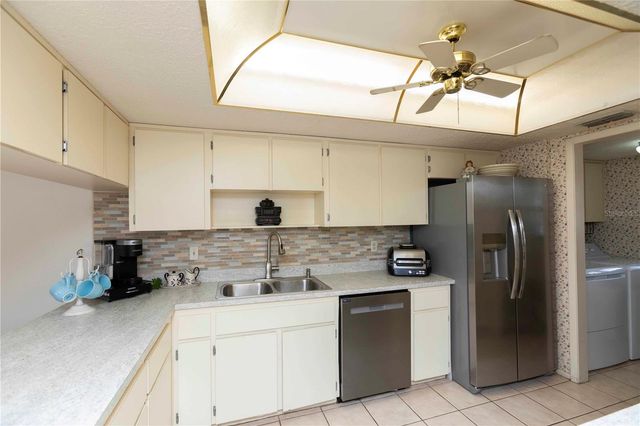 7614 RADCLIFFE CIRCLE B109, Port Richey, FL 34668