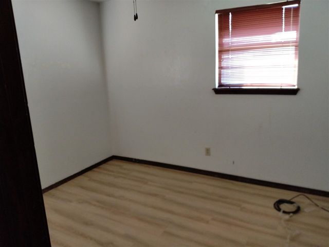 6404 SW Glenhaven Ave, Lawton, OK 73505