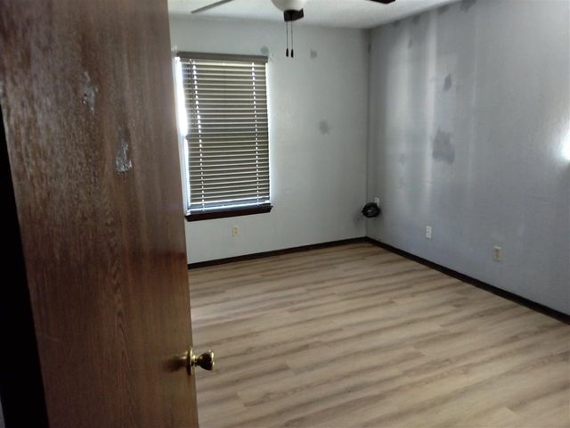 6404 SW Glenhaven Ave, Lawton, OK 73505