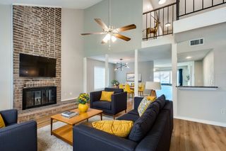 2520 Via Avenida Drive, Carrollton, TX 75006