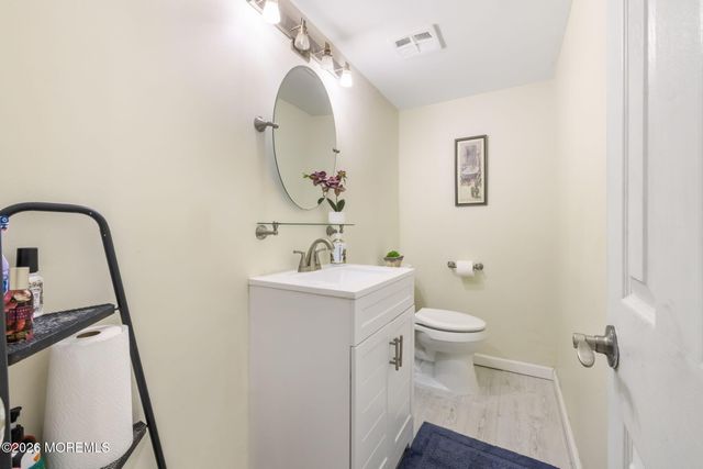 39 School Road W, Marlboro, NJ 07746