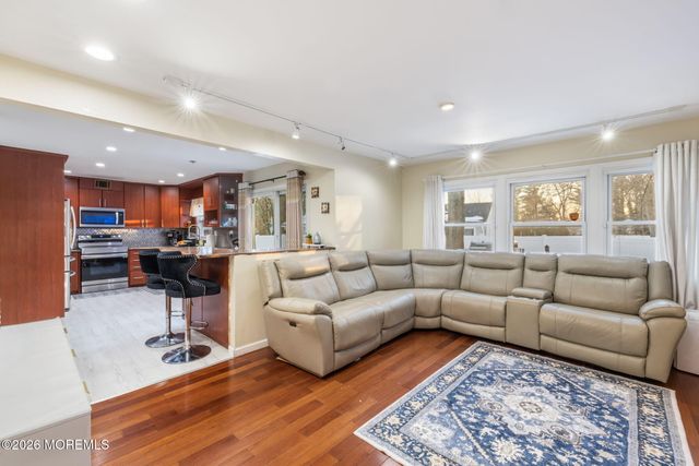 39 School Road W, Marlboro, NJ 07746