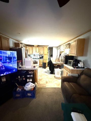 34 Ponderosa Park, Charlestown, NH 03603