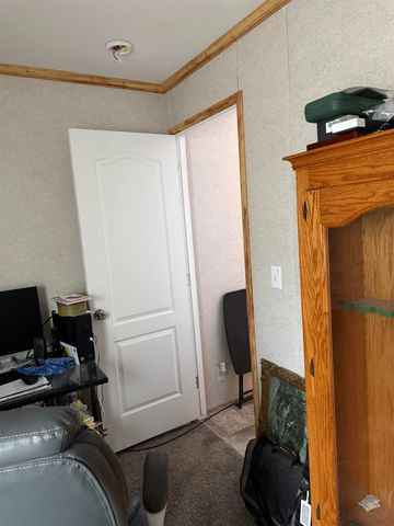 34 Ponderosa Park, Charlestown, NH 03603