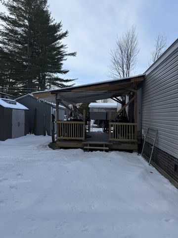 34 Ponderosa Park, Charlestown, NH 03603