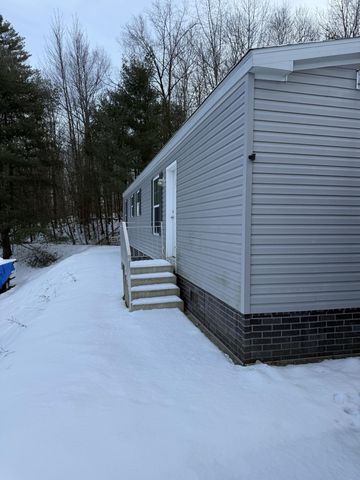 34 Ponderosa Park, Charlestown, NH 03603