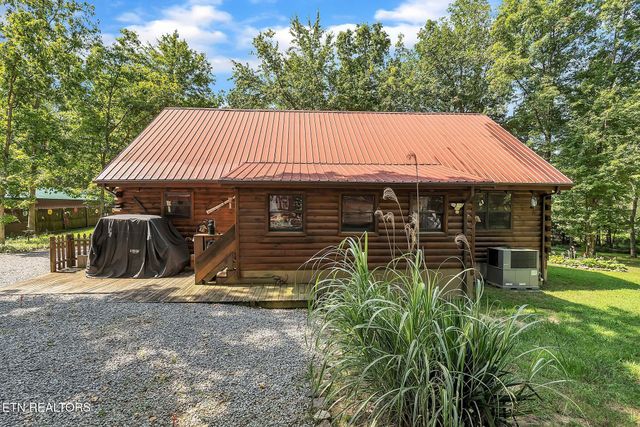 3045 Coon Hunter Lodge Rd, Jamestown, TN 38556