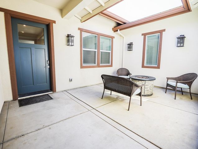 2135 Pinehurst Dr, Lincoln, CA 95648