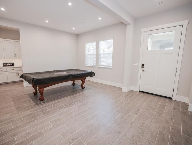 2135 Pinehurst Dr, Lincoln, CA 95648