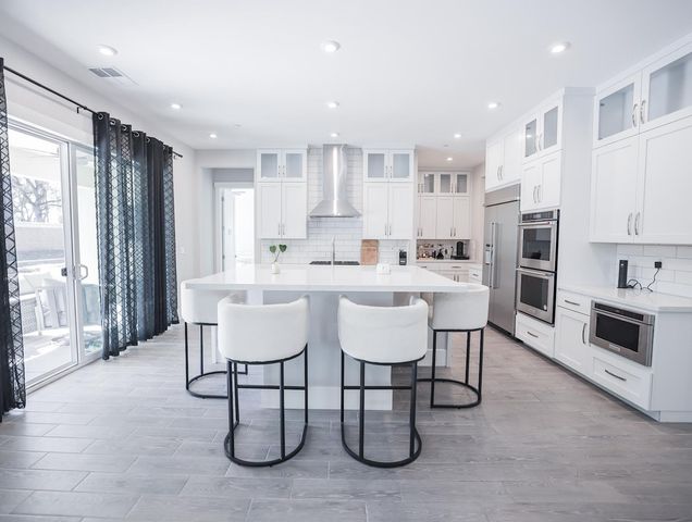 2135 Pinehurst Dr, Lincoln, CA 95648