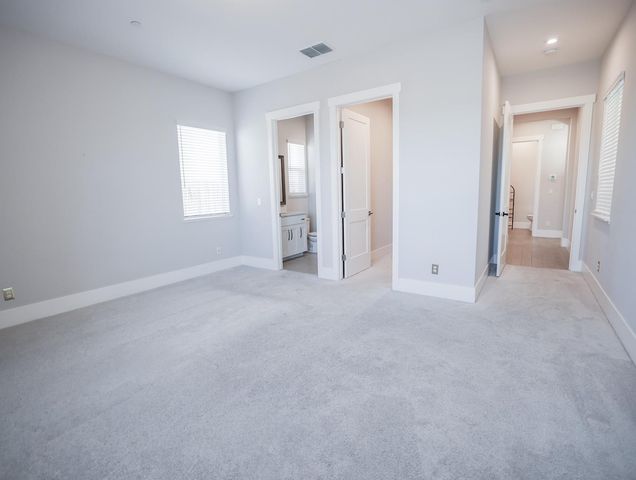 2135 Pinehurst Dr, Lincoln, CA 95648