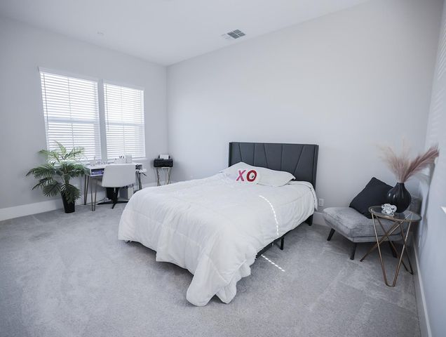 2135 Pinehurst Dr, Lincoln, CA 95648