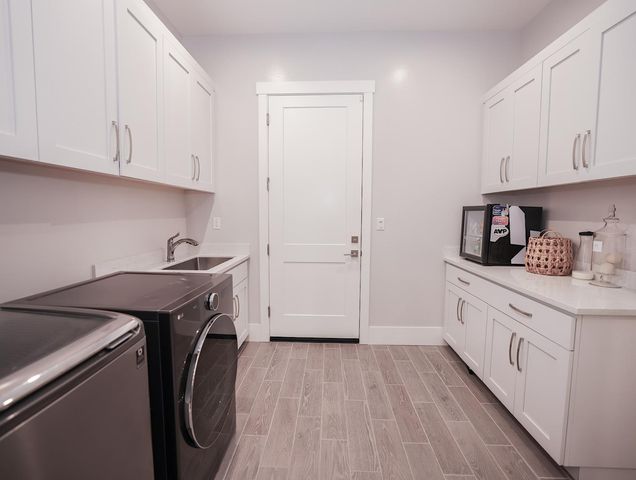 2135 Pinehurst Dr, Lincoln, CA 95648