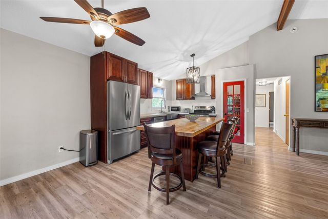 358 31st Street SE, Cedar Rapids, IA 52403