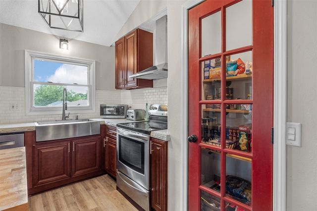358 31st Street SE, Cedar Rapids, IA 52403