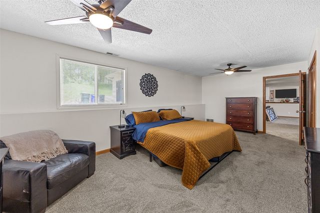 358 31st Street SE, Cedar Rapids, IA 52403