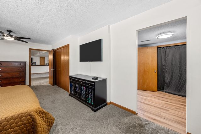 358 31st Street SE, Cedar Rapids, IA 52403