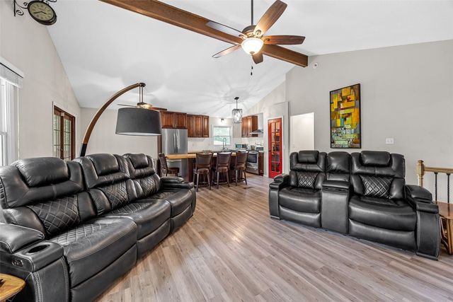 358 31st Street SE, Cedar Rapids, IA 52403