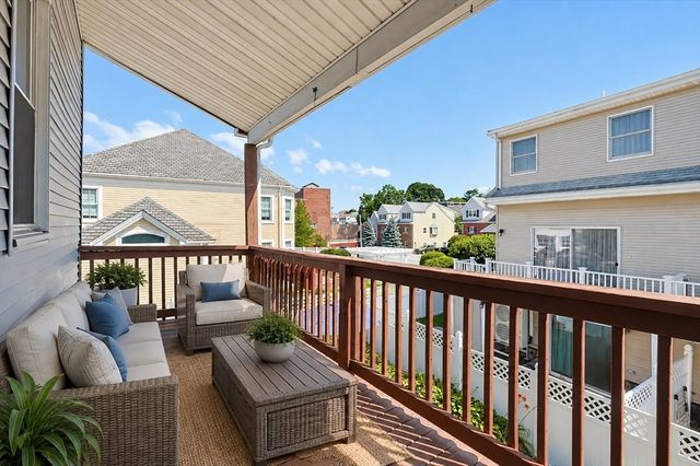 82 Putnam St 2, Winthrop, MA 02152