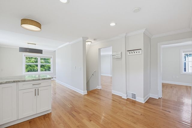 82 Putnam St 2, Winthrop, MA 02152