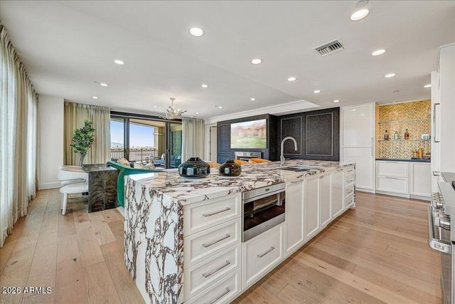 7181 E Camelback Road 505, Scottsdale, AZ 85251