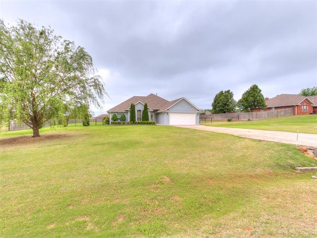 20328 SE 37th Street, Harrah, OK 73045