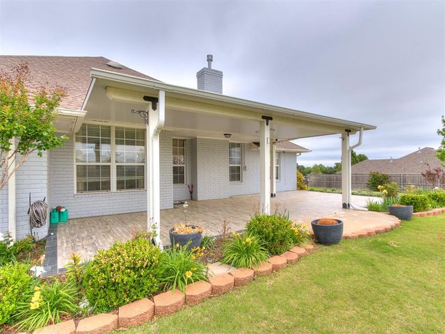 20328 SE 37th Street, Harrah, OK 73045