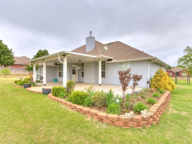 20328 SE 37th Street, Harrah, OK 73045