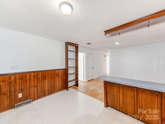 1569 Cecelia Drive, Gastonia, NC 28054