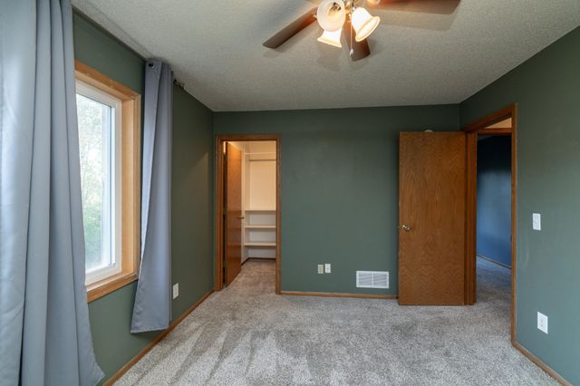 4334 W 131st Street, Savage, MN 55378