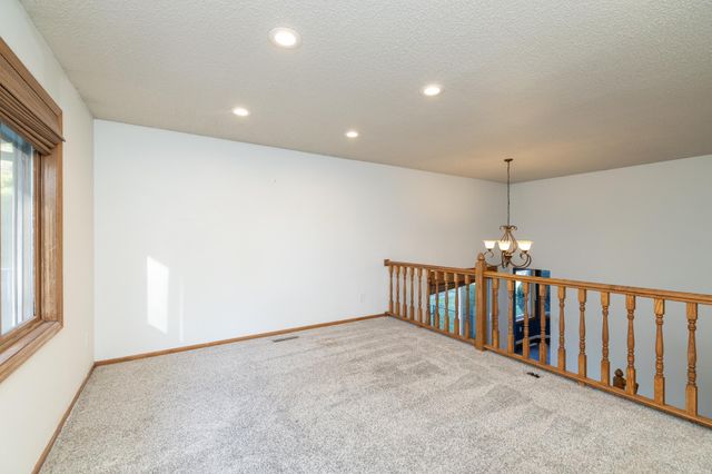 4334 W 131st Street, Savage, MN 55378
